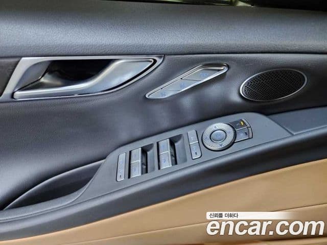 Genesis G80 (RG3) бензин 2.5 турбо AWD, 2023 12