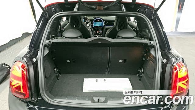 Mini Cooper S 3세대, 2023 20