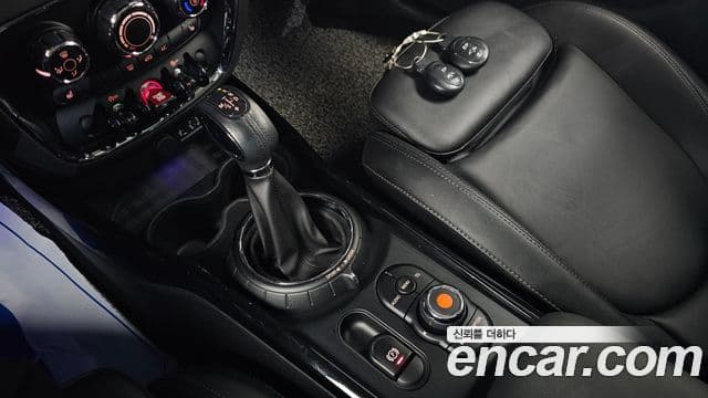 Mini Cooper D 클럽맨 2세대, 2016 9