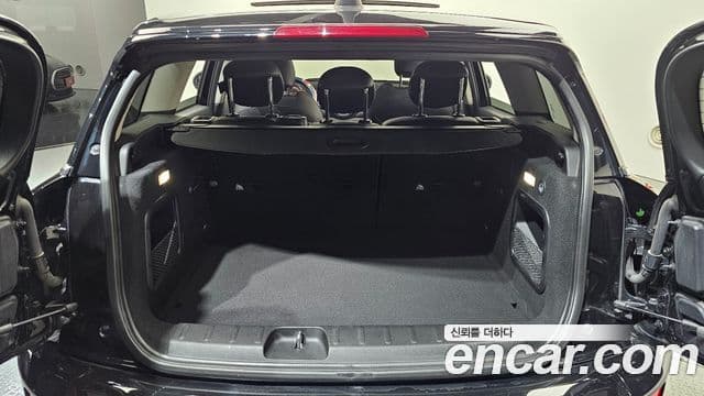 Mini Cooper D 클럽맨 2세대, 2016 20