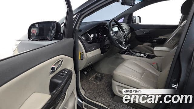 Kia All New Carnival President, 2017 11