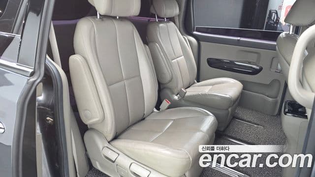 Kia All New Carnival President, 2017 12