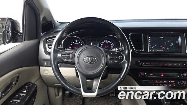 Kia All New Carnival President, 2017 13
