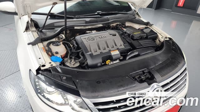 Volkswagen New CC 2.0 TDI BlueMotion, 2015 6