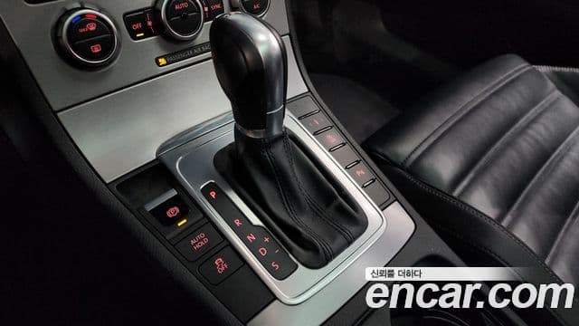 Volkswagen New CC 2.0 TDI BlueMotion, 2015 9