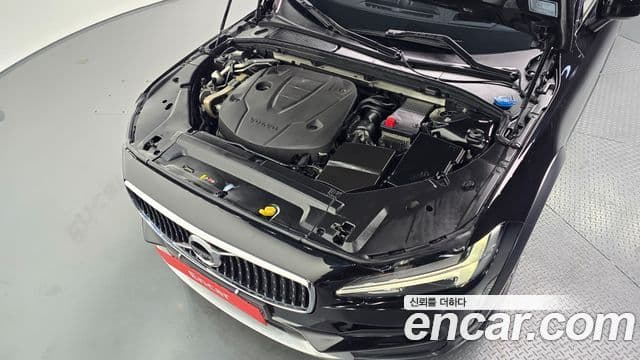 Volvo V90 Cross Country D5 Pro AWD, 2018 6