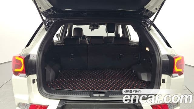 KG모빌리티(SsangYong) Beautiful Korando бензин 1.5 2WD R-Plus, 2021 20