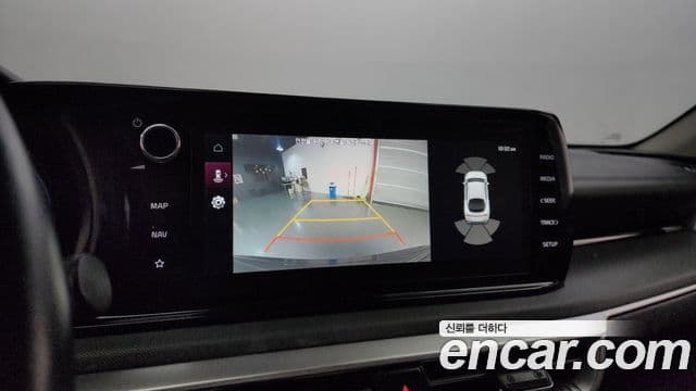 Kia K5 гибрид 3세대 Prestige, 2022 17