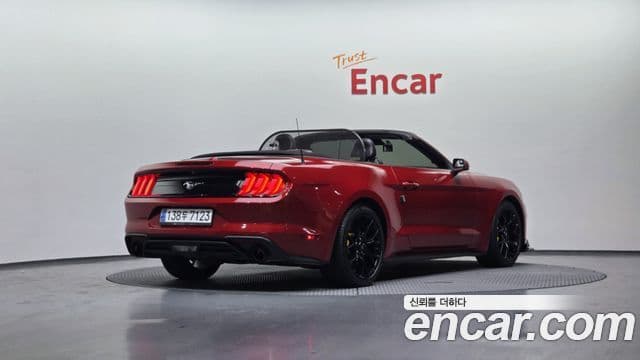 Ford Mustang кабриолет, 2020 2
