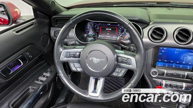 Ford Mustang кабриолет, 2020 13