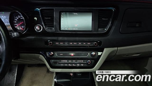 Kia The / новый New Carnival Prestige, 2019 14