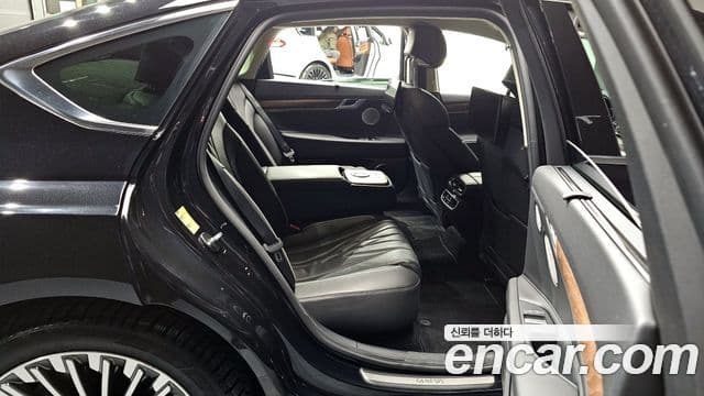 Genesis electrified G80 (RG3) e-AWD, 2022 13