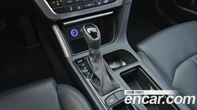 Hyundai LF Sonata 2.0 Smart, 2017 9