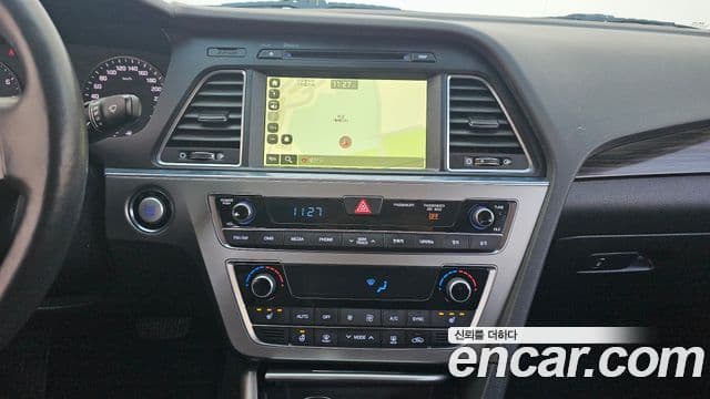 Hyundai LF Sonata 2.0 Smart, 2017 14