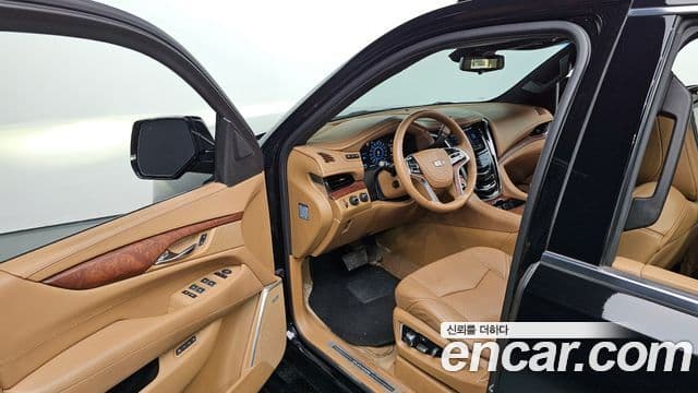 Cadillac Escalade 4세대, 2017 11