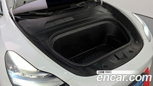 Tesla модель Y Standard Range RWD, 2021 6