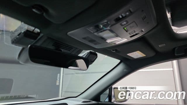 Lexus UX300h 2.0 F-Sport 2WD, 2025 18