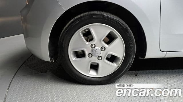 Kia The / новый New Ray Luxury, 2018 все фото