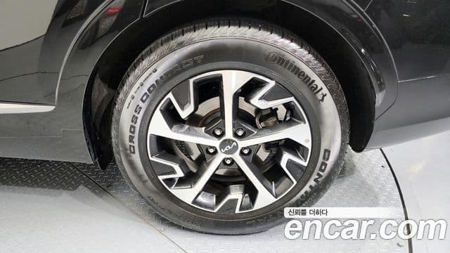 Kia Sportage 5세대 гибрид Signature 2WD, 2023 все фото