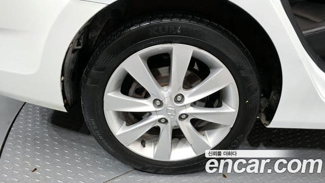 Hyundai Accent(новый кузов / новое поколение) 1.6 GDI top, 2012 все фото