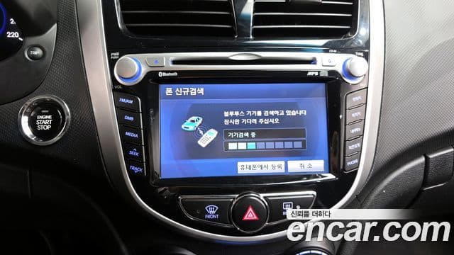 Hyundai Accent(новый кузов / новое поколение) 1.6 GDI top, 2012 18