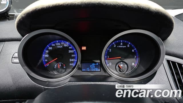 Hyundai Genesis купе 200 турбо P, 2010 8
