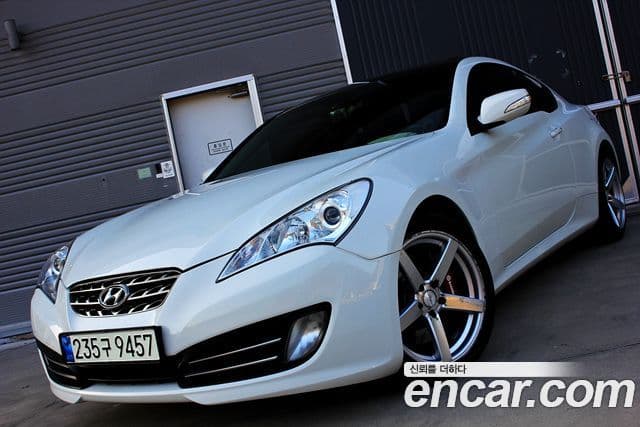 Hyundai Genesis купе 200 турбо P, 2010 11