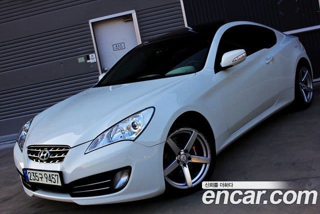 Hyundai Genesis купе 200 турбо P, 2010 13