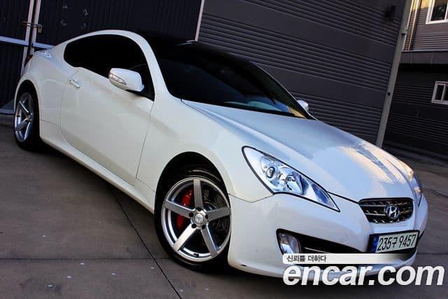 Hyundai Genesis купе 200 турбо P, 2010 14
