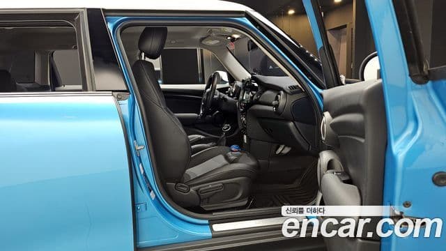 Mini Cooper 3세대, 2019 11