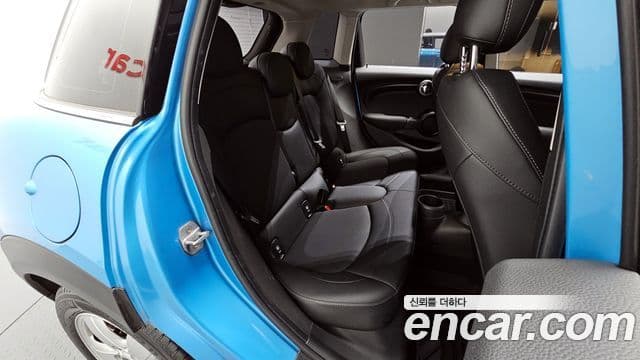 Mini Cooper 3세대, 2019 12