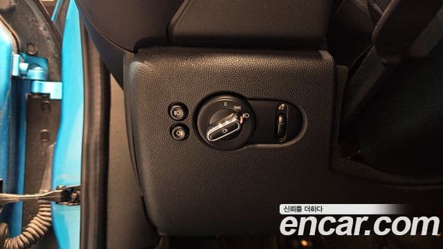 Mini Cooper 3세대, 2019 18