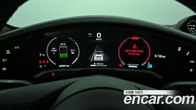 Porsche 타이칸 4S, 2025 8