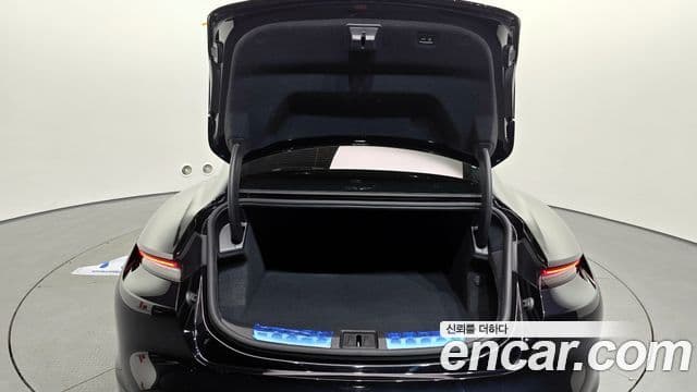 Porsche 타이칸 4S, 2025 20