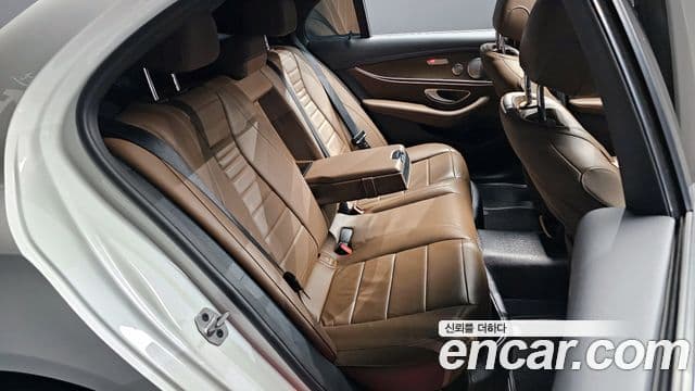 Mercedes-Benz E-класс W213 Exclusive, 2021 12