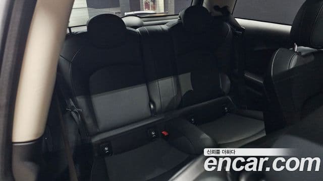 Mini Cooper S 3세대, 2022 12