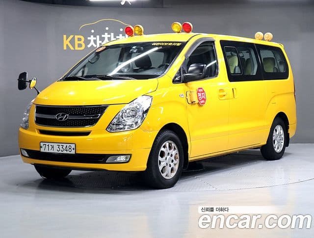 Hyundai Grand Starex детский перевозочный автомобиль, 2015 1