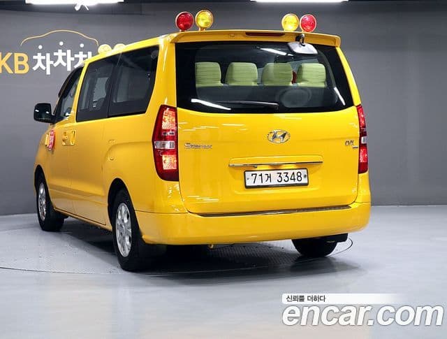 Hyundai Grand Starex детский перевозочный автомобиль, 2015 4