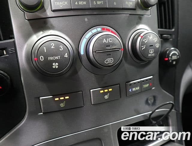 Hyundai Grand Starex детский перевозочный автомобиль, 2015 13