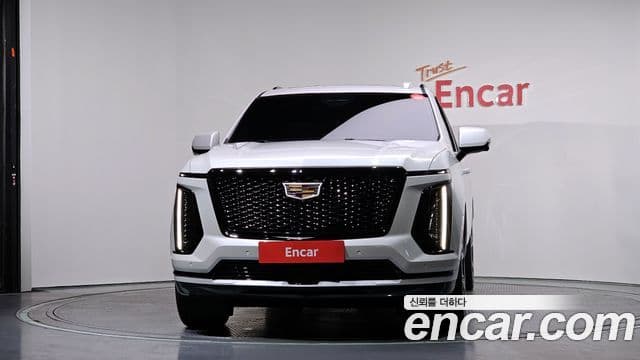 Cadillac Escalade 5세대 ESV Sport Platinum, 2025 3