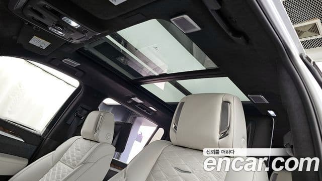 Cadillac Escalade 5세대 ESV Sport Platinum, 2025 19