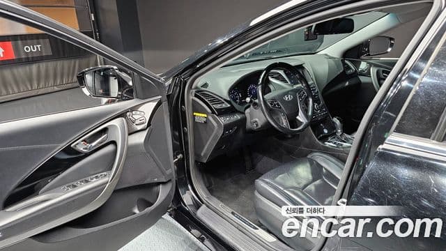 Hyundai Grandeur HG Exclusive, 2016 11