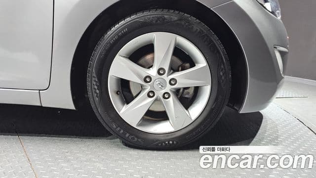 Hyundai Avante MD Modern, 2013 все фото