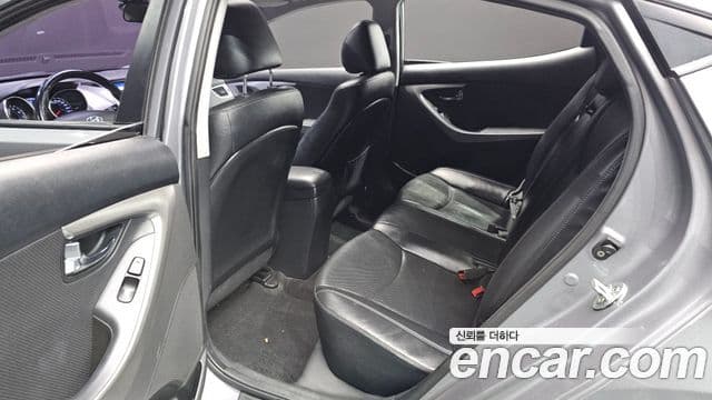 Hyundai Avante MD Modern, 2013 12