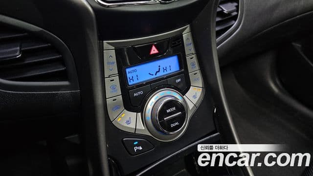 Hyundai Avante MD Modern, 2013 18