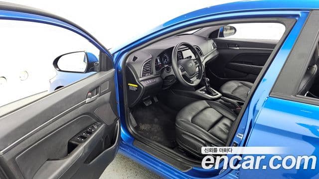 Hyundai Avante AD 1.6 GDI Value Plus, 2018 10