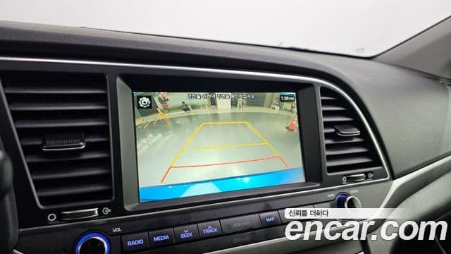 Hyundai Avante AD 1.6 GDI Value Plus, 2018 16