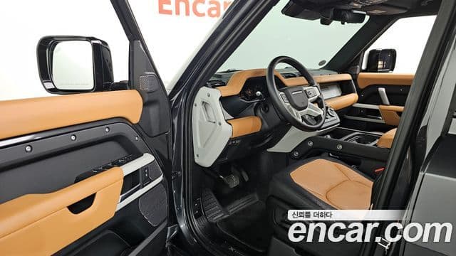 Land Rover Defender (L663) 110 P300 X-Dynamic SE, 2024 11