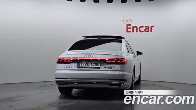 Audi A8 (D5) 60 TFSI Quattro LWB, 2020 4