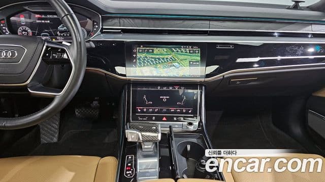 Audi A8 (D5) 60 TFSI Quattro LWB, 2020 19